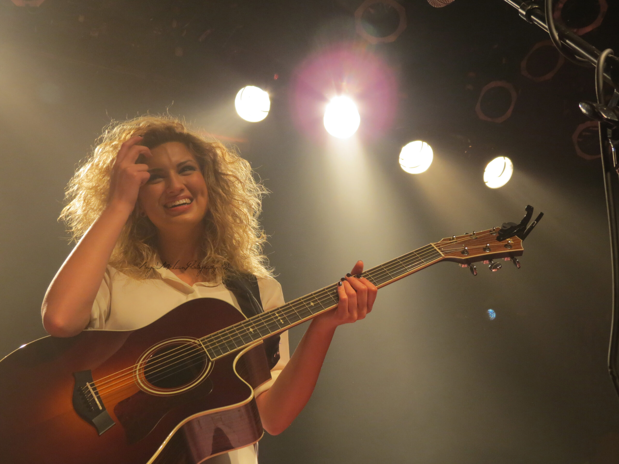 Tori Kelly in Toronto